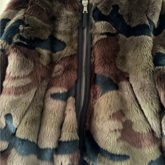 Anthropologie Marrakech Alyssa Green Camo Faux Fur Bomber Jacket - Picture 7 of 12